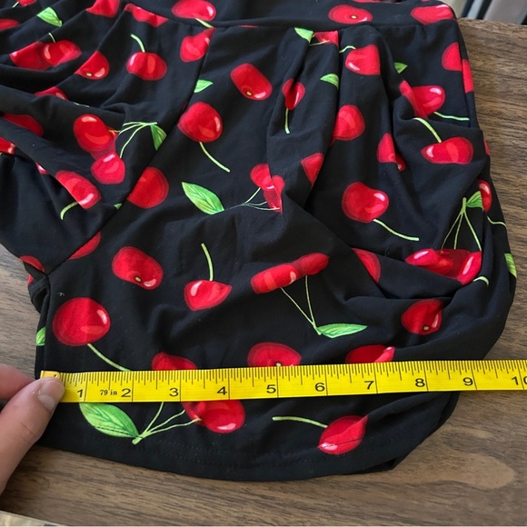 Leggings Depot Cherry Patterned High Waist Shorts L - Picture 8 of 8